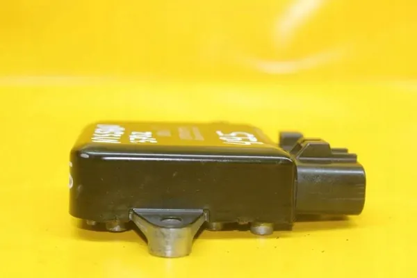 Module de relais de ventilateur Nissan 370Z A18700A28001 image 6