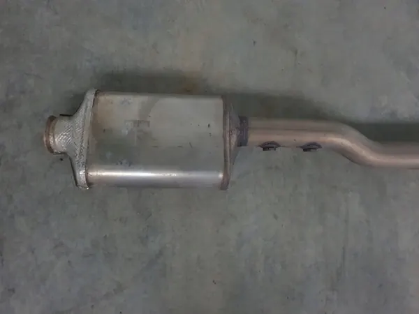 Silenciador Escape OEM 8474382 para BMW 1 F40 2.0D image 10