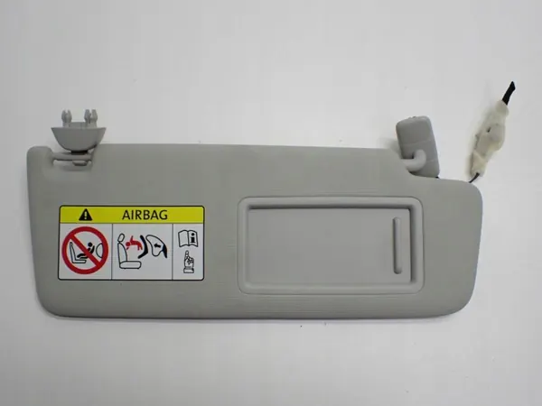 OEM 23R Visor direito para Skoda Karoq - Usado image 2