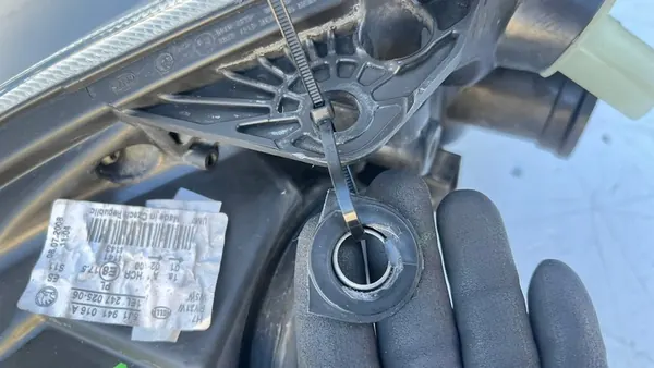 Farol dianteiro direito Skoda Fabia II 2007-2010, lente image 10