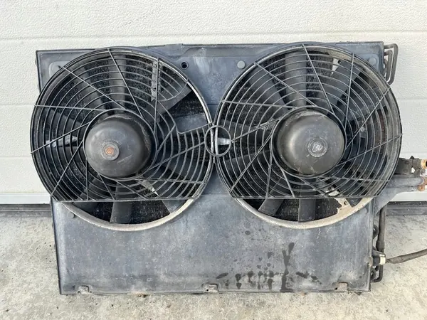 Ilmastointijäähdyttimen Tuulettimet Mercedes W124 E280 E320 image 2