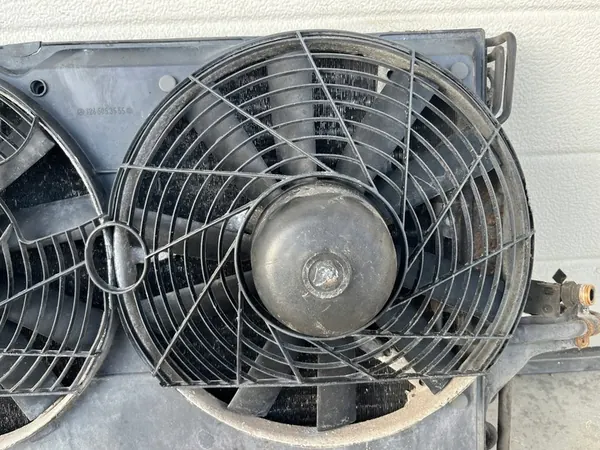 Ilmastointijäähdyttimen Tuulettimet Mercedes W124 E280 E320 image 4