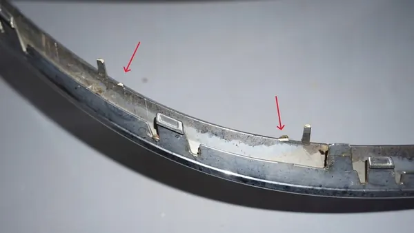 OPEL INSIGNIA CHROME GRILLE FRAME 13238422 image 4