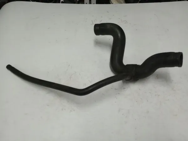 AUDI Jäähdytysjohdin 4A0121101C image 3