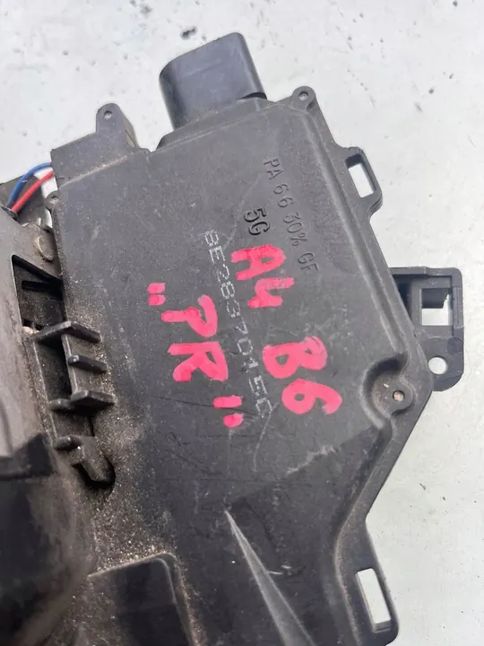 Audi A4 S4 B6 8E Dörrlås PA66306GF image 7