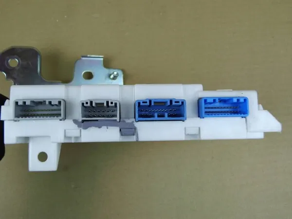 Controladores Mazda 3 II BCW867560 - OEM Usado image 3