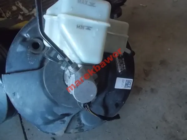 Servo OEM 3C pour VW Passat & Tiguan - Occasion image 2