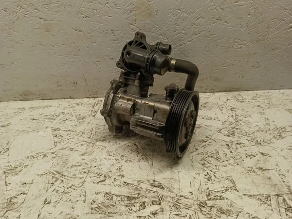 Bomba direção BMW OE 6780413 - Usada image 4