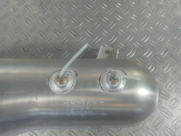 Mercedes GLE W167 Lufttank OEM A1673200501 image 3