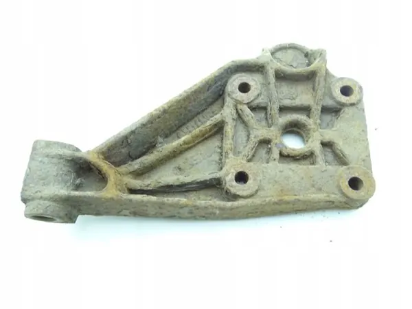 Suporte de Mola Iveco Daily III Traseiro Direito OEM 500371286 image 2