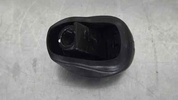 Hyundai Veloster Schaltknauf OEM CCU2061 - Gebraucht image 4