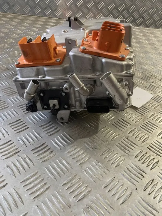 Volvo XC90 2017 Inversor OEM 31673216 - Usado image 3