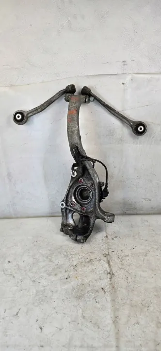 Pivot de direction avant gauche OEM R8K0407257 Audi image 2