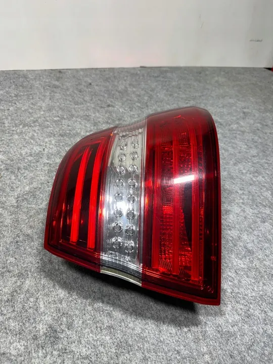 MERCEDES ML W166 Lámpara Trasera Derecha A1669063201 image 4