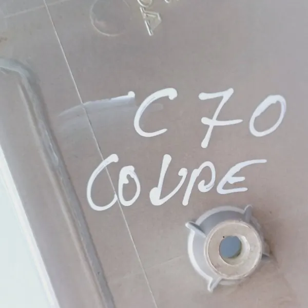 Garniture de coffre Volvo C70 OEM DRC83366 Occasion image 5
