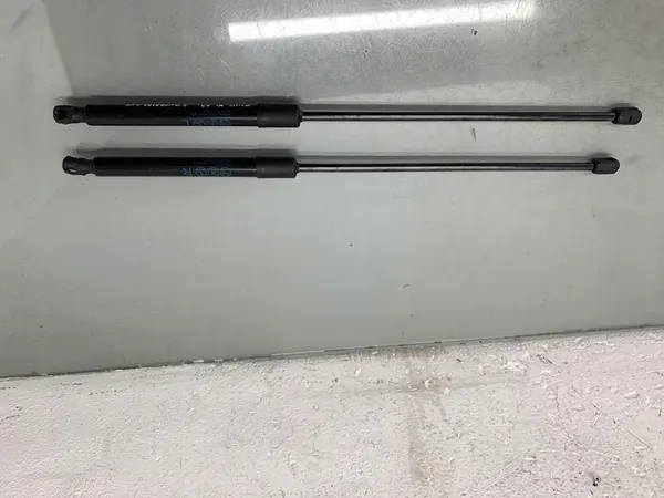 Bakluckgasfjädrar Civic XI 74820-T43-J01-M1 74870-T43-J01-M1 image 3