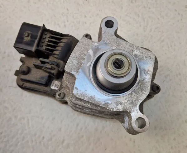 BMW Overbrengingsbak OEM 7542211 voor X5 F15 2014 image 4