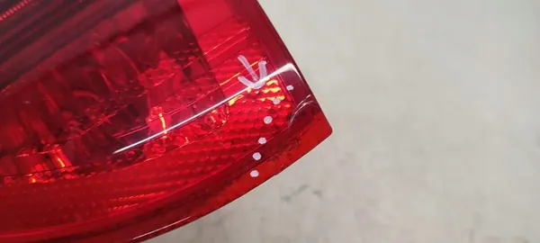 BMW OE 7160064 Luz Trasera image 2