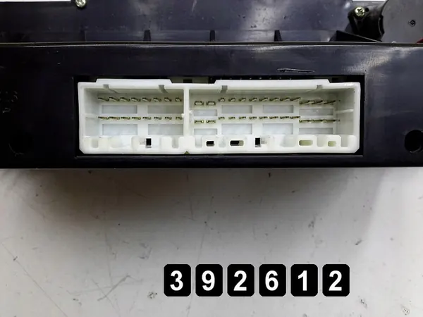 Module de contrôle climatique Hyundai Trajet 2004 972503axxx image 5