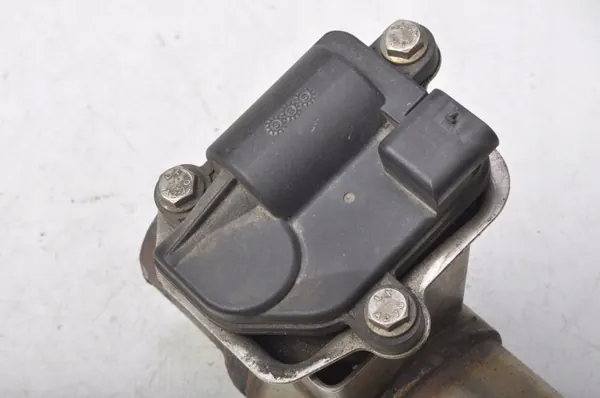 Ford Fiesta MK8 Papillon Echappement OEM 287800 image 4
