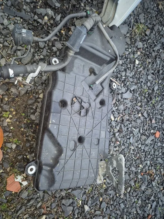 Pompe réservoir AdBlue Mercedes OEM A0994710475 image 4