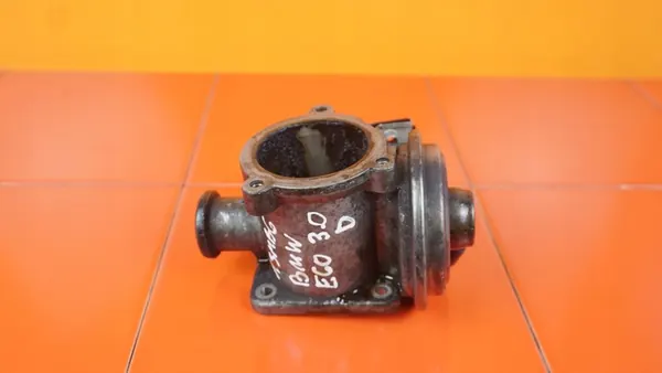 Válvula EGR BMW E60 3.0 D 7791480 image 3