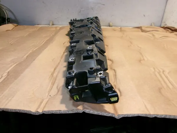 Audi A7 C8 konsoli kiinnityslista OEM 4K1857736 image 4
