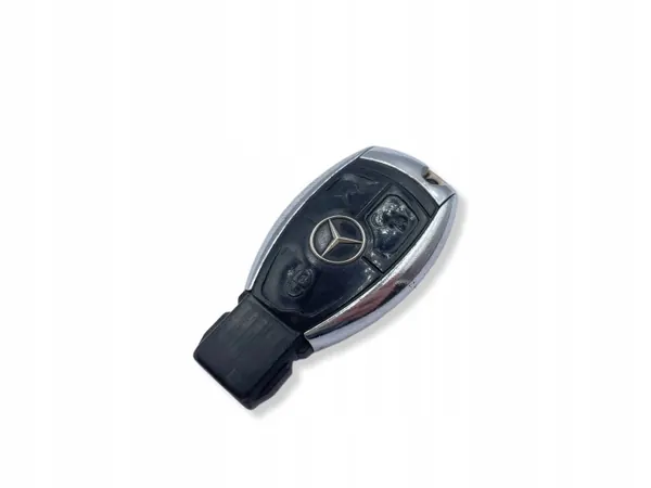 Clé Mercedes OEM UHP2248 - 3 Boutons Argent image 3