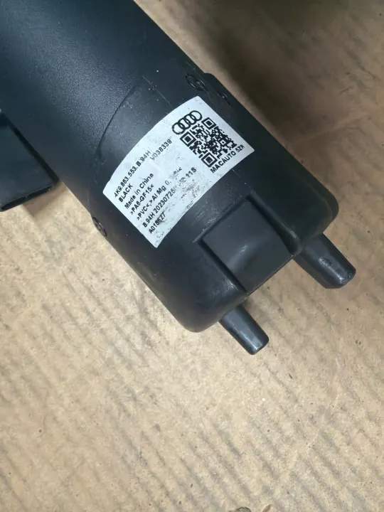 Audi A6 C8 Avant tavaratilan verho OEM 4K9863553B image 6