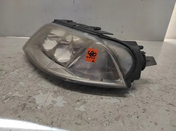 Vasen ajovalot VW Passat B5 FL Lift image 4