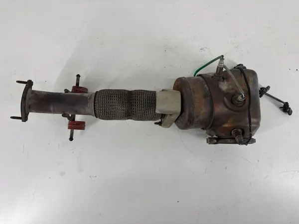 Käytetty Volvo DPF/katalysaattori OEM 31293865 image 4