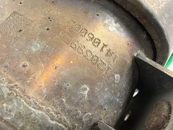 Käytetty Volvo DPF/katalysaattori OEM 31293865 image 8