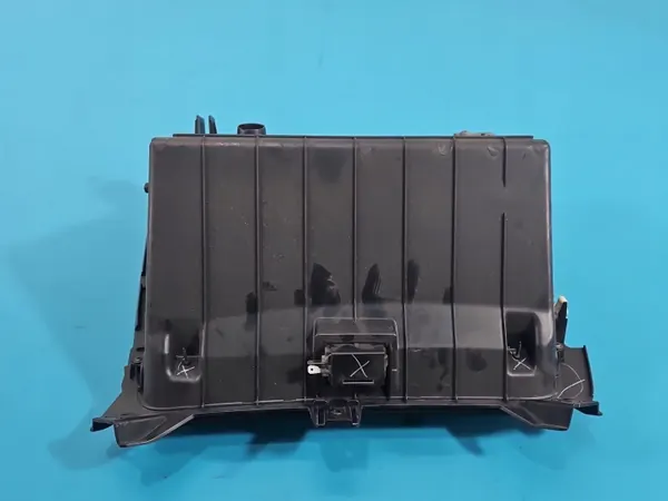 Guardaobjetos pasajero OEM 84541-2Y000 Hyundai IX35 09-13 image 3