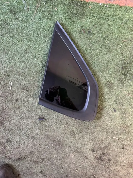 Vidro de carroçaria esquerdo Hyundai i30 III N Fastback OEM 146544 image 2