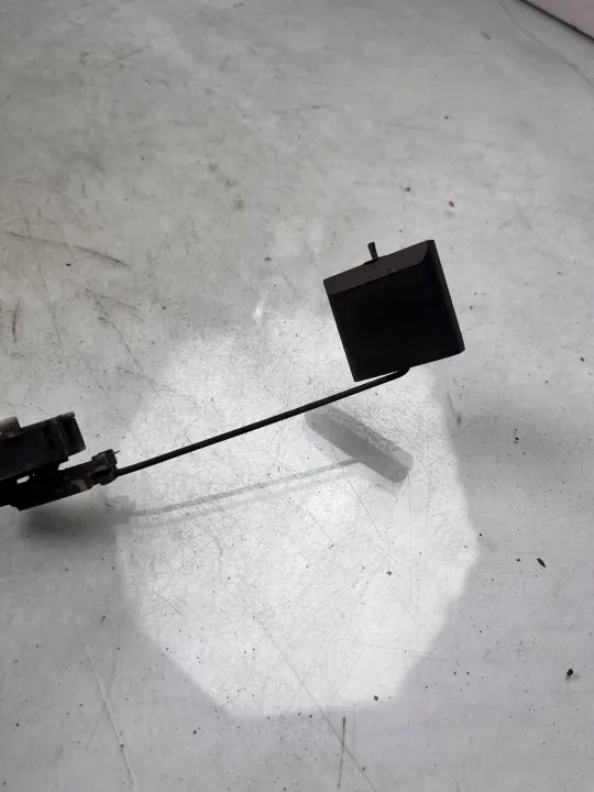 Mercedes-Benz Bränslenivåsensor OEM 81358048 image 3