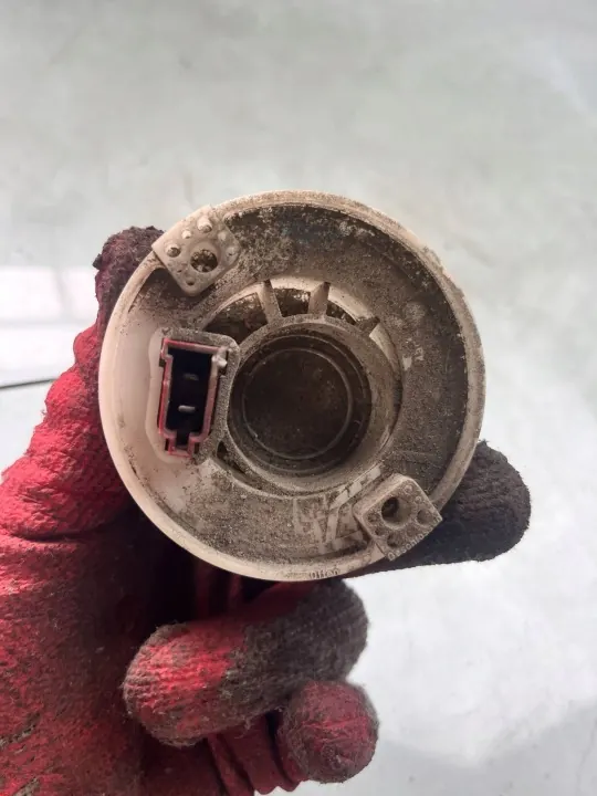 Mercedes-Benz Bränslenivåsensor OEM 81358048 image 4