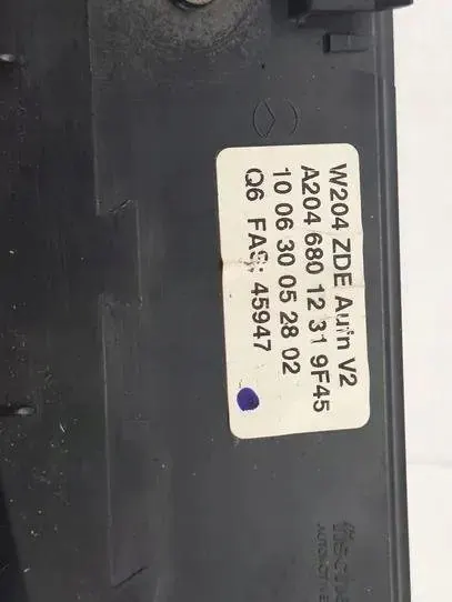 Écran navigation OEM W204ZD2 pour Mercedes C W204 image 4