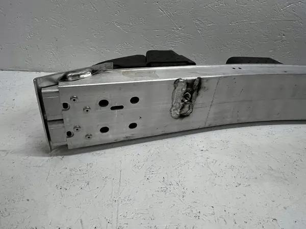 Reforço do para-choque dianteiro Lexus RX V 2022 - OEM image 9