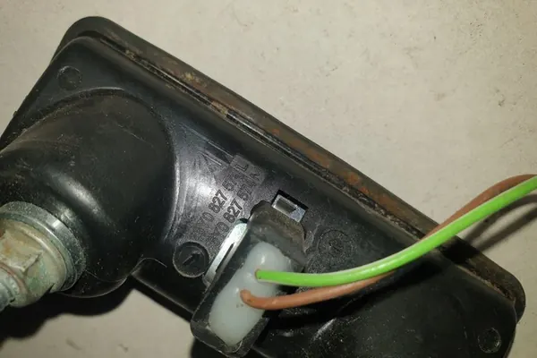 Takaluukun kahva SKODA FABIA I COMBI 6Y0827574L image 2