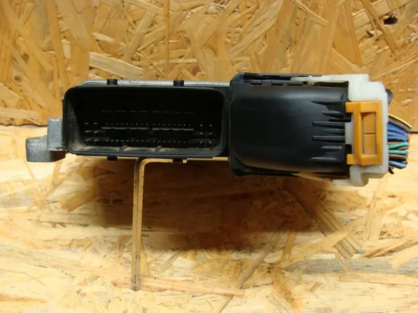 Ordinateur de moteur ECU Suzuki Grand Vitara 1.9 DDIS image 4