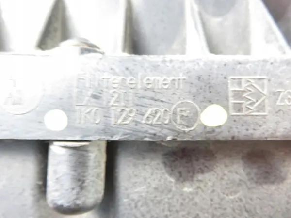 Volkswagen Ilmansuodattimen kotelo 1K0129620F image 2