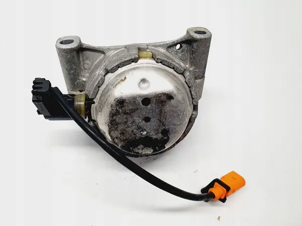 Moottorin tuki vasen puoli Audi A6 C7 4G0199381LE image 3