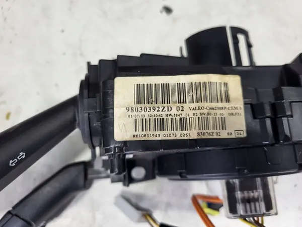 Peugeot 208 schakelassemblage 98030392zd image 4