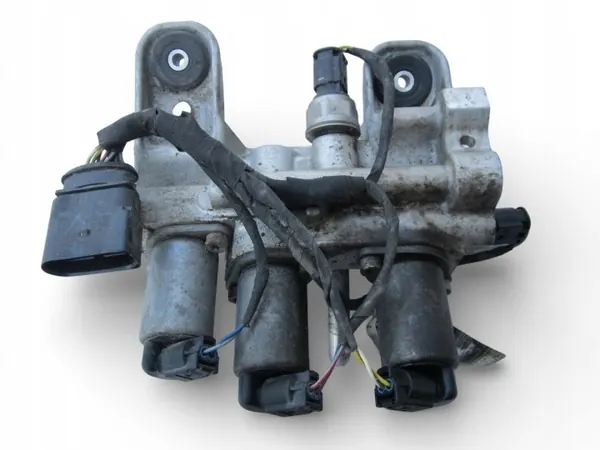 Ophangingklepblok Porsche Cayenne S II 958 4.8 V8 image 2