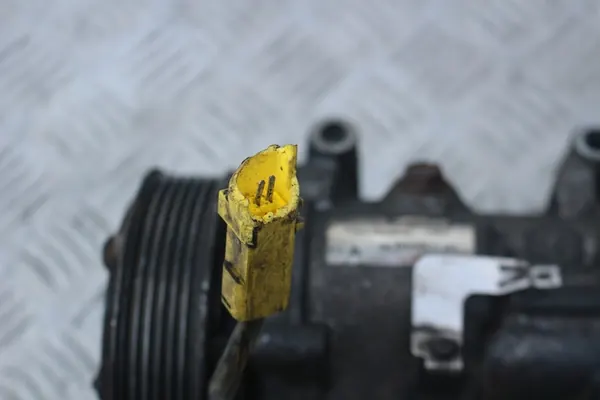 Compresor de aire acondicionado Citroen / Peugeot / Fiat - 9684480180 image 3