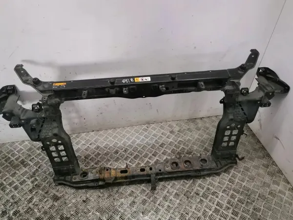Hyundai Santa Fe 2013 Etuakseli OEM AMD151973 image 2