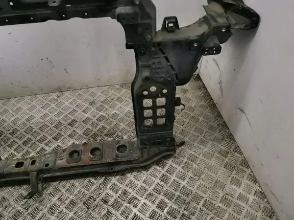 Hyundai Santa Fe 2013 Etuakseli OEM AMD151973 image 10