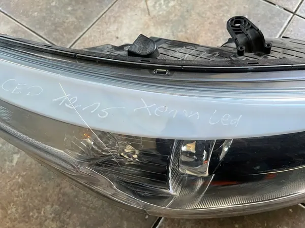 Faros Derecho Kia Ceed Xenon LED 12-15 Europa 92102-A2020 image 2