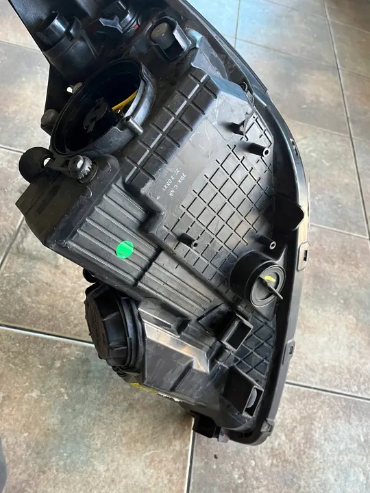 Faros Derecho Kia Ceed Xenon LED 12-15 Europa 92102-A2020 image 7