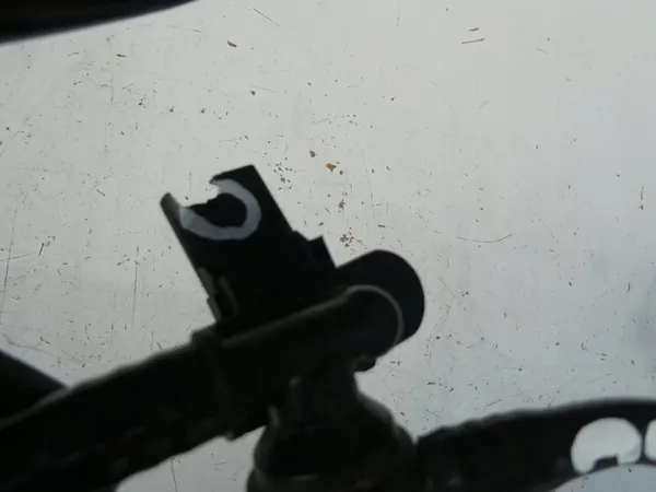 Mangueira de vácuo VW SEAT SKODA 1K0612041FN image 3